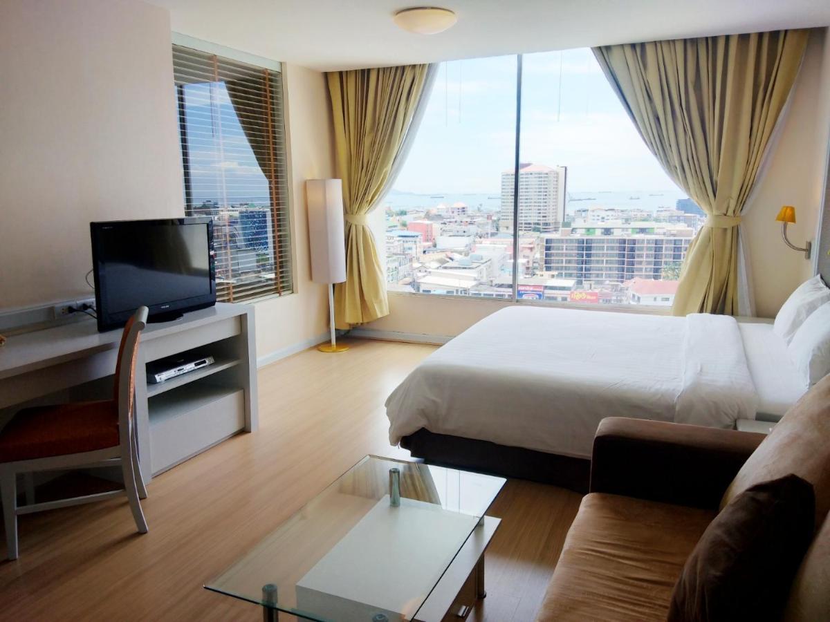 The City Hotel Sriracha By Bbh Japan Сирача Экстерьер фото